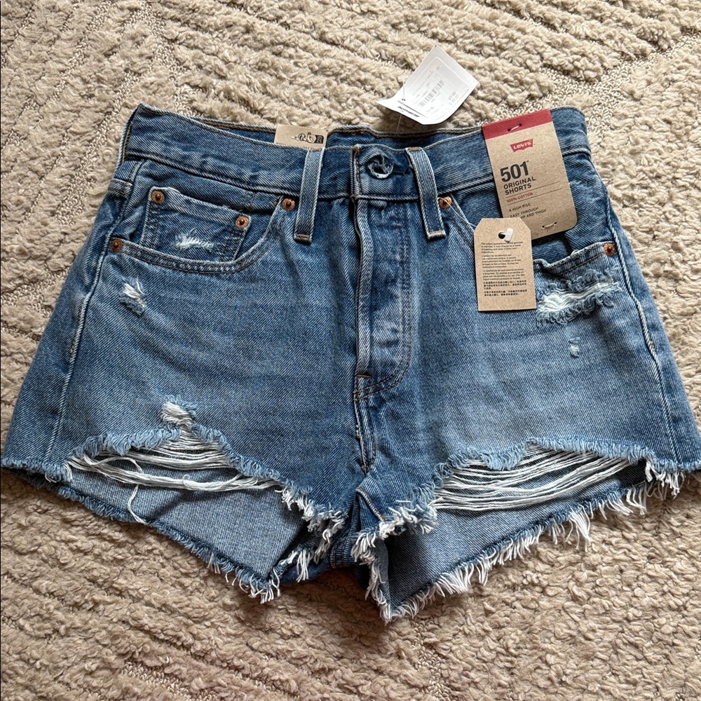 Levi's 501 Light Blue Denim Shorts - Picture 2 of 3